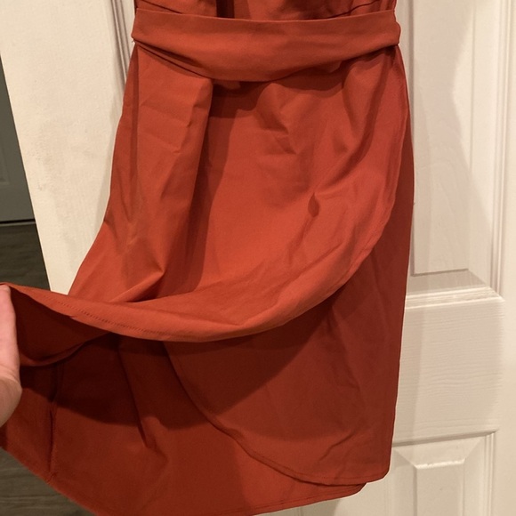 *New* One-Shoulder Dress in Rust from Misguided, size 8 - Picture 2 of 14